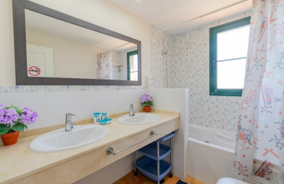 Reventa - Casa de Pueblo - Finestrat