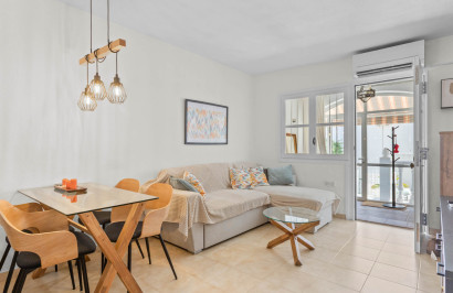 Resale - Apartment / Flat - Torrevieja - Lago Jardin