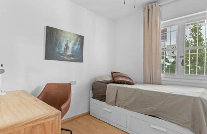 Resale - Apartment / Flat - Torrevieja - Lago Jardin