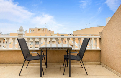 Resale - Apartment / Flat - Torrevieja