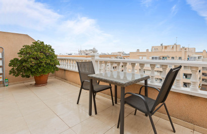 Resale - Apartment / Flat - Torrevieja