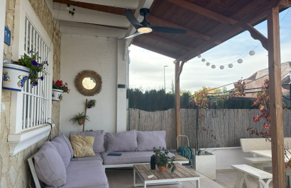 Resale - Town House - Algorfa