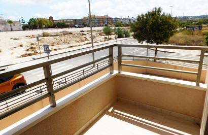 Resale - Apartment / Flat - San Miguel de Salinas