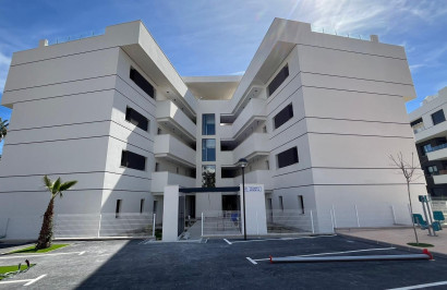 Resale - Apartment / Flat - Orihuela Costa - Villamartín