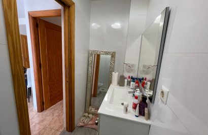 Resale - Apartment / Flat - Torrevieja - Comunidad Valenciana