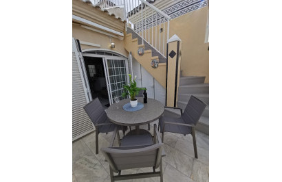 Resale - Apartment / Flat - Torrevieja