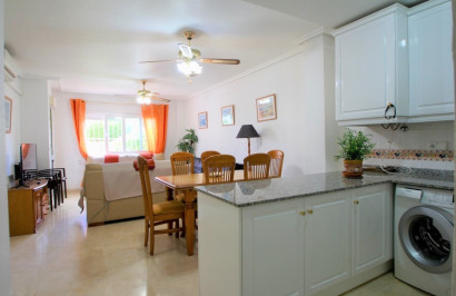 Resale - Apartment / Flat - Villamartín