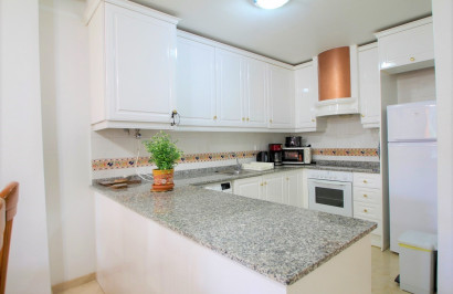 Resale - Apartment / Flat - Villamartín