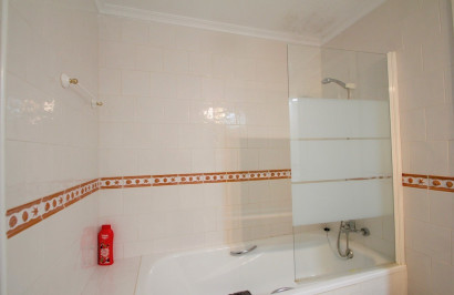 Resale - Apartment / Flat - Villamartín