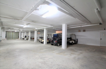 Resale - Apartment / Flat - Villamartín