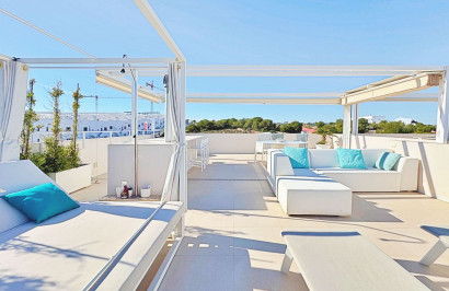 Resale - Apartment / Flat - Torrevieja - Los Balcones