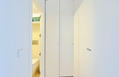 Resale - Apartment / Flat - Torrevieja - Los Balcones