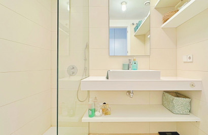 Resale - Apartment / Flat - Torrevieja - Los Balcones