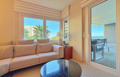 Resale - Apartment / Flat - Torrevieja - Punta Prima