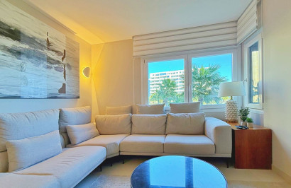 Resale - Apartment / Flat - Torrevieja - Punta Prima