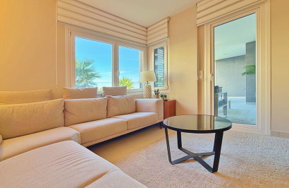 Resale - Apartment / Flat - Torrevieja - Punta Prima