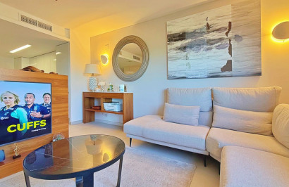 Resale - Apartment / Flat - Torrevieja - Punta Prima