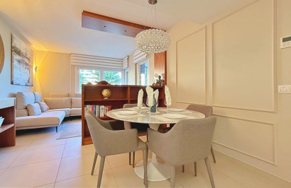 Resale - Apartment / Flat - Torrevieja - Punta Prima