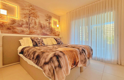 Resale - Apartment / Flat - Torrevieja - Punta Prima