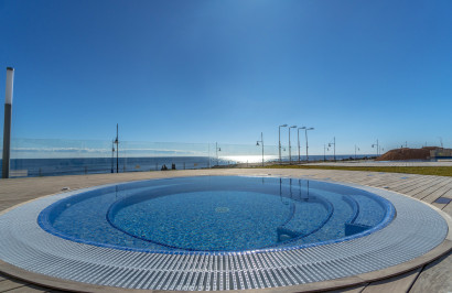 Resale - Apartment / Flat - Torrevieja - Punta Prima
