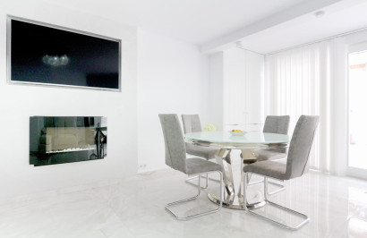 Resale - Town House - Torrevieja - Punta prima