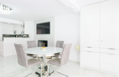 Resale - Town House - Torrevieja - Punta prima