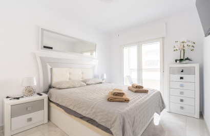 Resale - Town House - Torrevieja - Punta prima