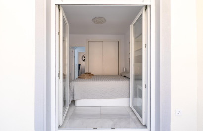 Resale - Town House - Torrevieja - Punta prima