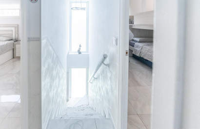 Resale - Town House - Torrevieja - Punta prima