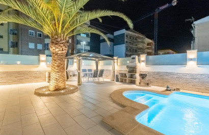 Resale - Town House - Torrevieja - Punta prima