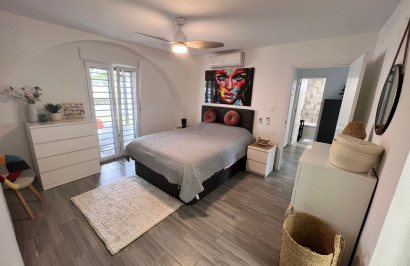 Resale - Finca / Country Property - Elche - La Marina