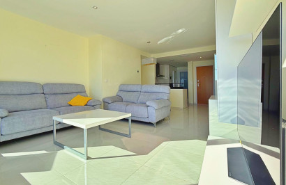 Resale - Apartment / Flat - Torrevieja - Punta Prima