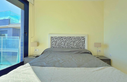 Resale - Apartment / Flat - Torrevieja - Punta Prima