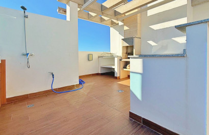 Resale - Apartment / Flat - Torrevieja - Punta Prima