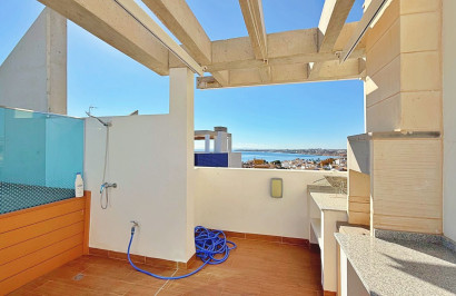 Resale - Apartment / Flat - Torrevieja - Punta Prima