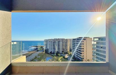 Resale - Apartment / Flat - Torrevieja - Punta Prima