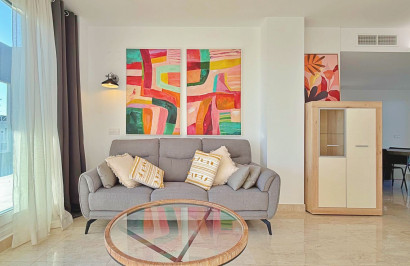 Resale - Apartment / Flat - Torrevieja - Punta Prima