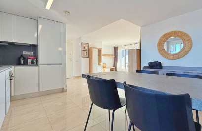 Resale - Apartment / Flat - Torrevieja - Punta Prima