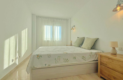 Resale - Apartment / Flat - Torrevieja - Punta Prima