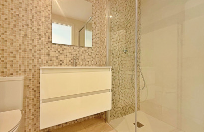 Resale - Apartment / Flat - Torrevieja - Punta Prima