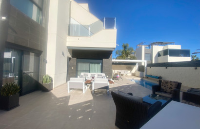 Resale - Semi - Detached Villa - Ciudad Quesada - Pueblo Bravo