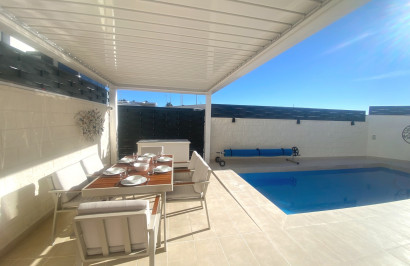 Resale - Semi - Detached Villa - Ciudad Quesada - Pueblo Bravo
