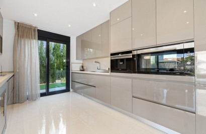 Resale - Detached Villa - Orihuela Costa - Agua Marina