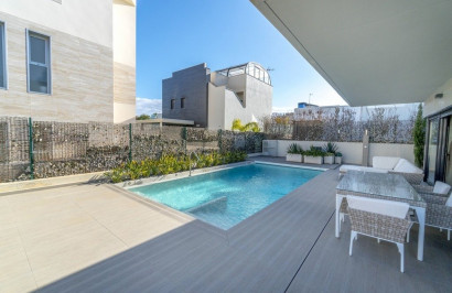 Resale - Detached Villa - Orihuela Costa - Agua Marina