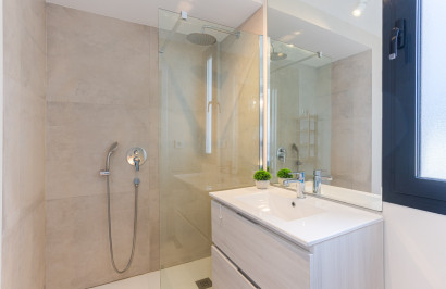 Resale - Apartment / Flat - Mar de Cristal