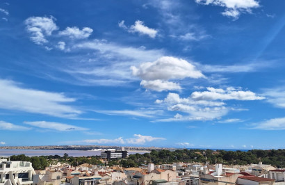 Resale - Apartment / Flat - Los Balcones