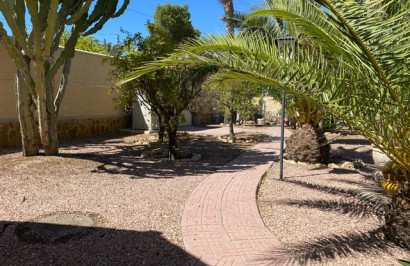 Resale - Detached Villa - Villamartín - El Galan