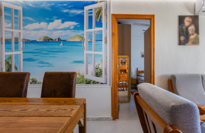 Resale - Apartment / Flat - Torrevieja - La Siesta