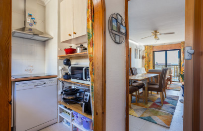 Resale - Apartment / Flat - Torrevieja - La Siesta