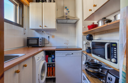 Resale - Apartment / Flat - Torrevieja - La Siesta